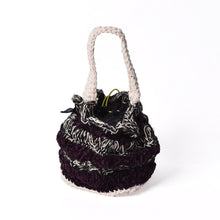画像をギャラリービューアに読み込む, Vitelli / CROCHET ACCORDIAN BAG WITH SQUARE BASE / BLACK AND RAISIN