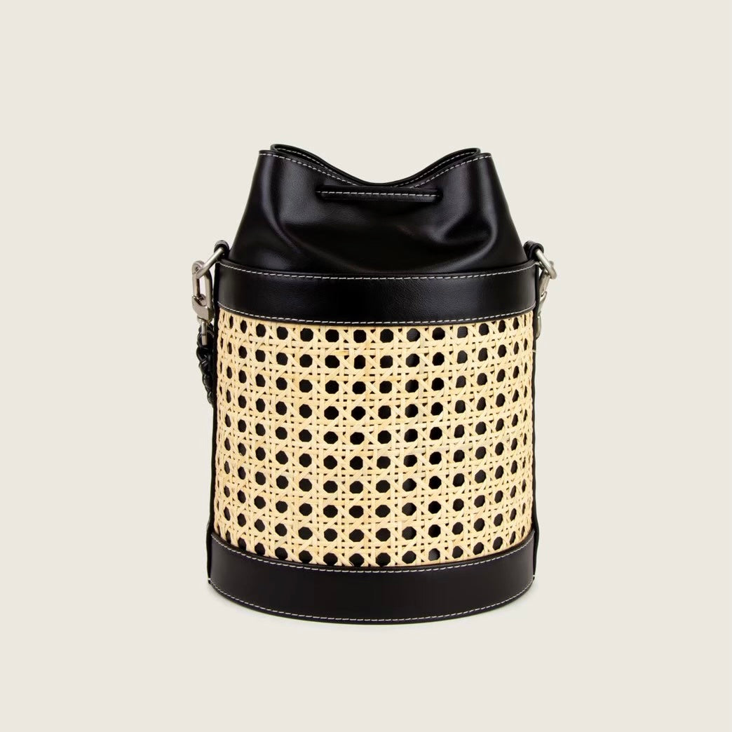 新品タグ付き SAGAN VIENNA エッグコインケース SAGAN Vienna