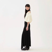 画像をギャラリービューアに読み込む, REJINA PYO / Tilly Dress / Tencel Black + Organic Cotton Off-White
